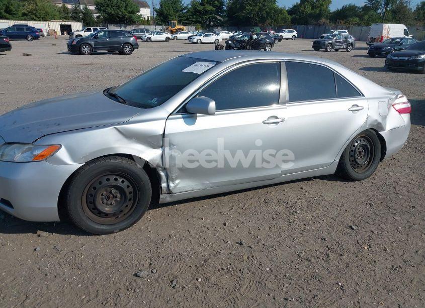 Photo 6 of 2009 Toyota Camry LE (VIN 4T1BE46K39U402378)