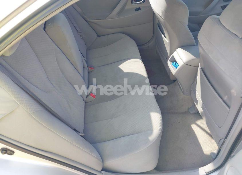 Photo 8 of 2009 Toyota Camry LE (VIN 4T1BE46K39U402378)