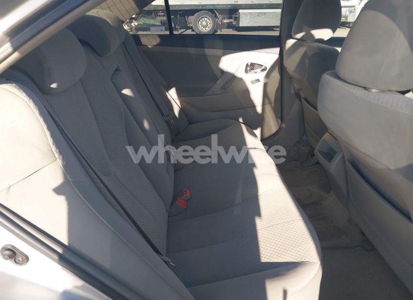 Photo 8 of 2009 Toyota Camry LE (VIN 4T1BE46K39U407015)