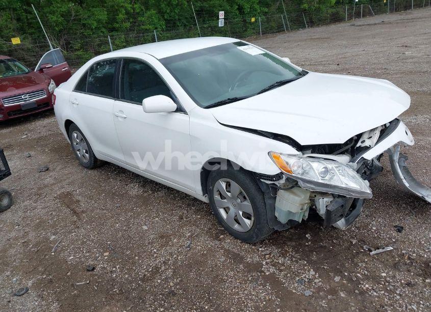 2009 Toyota Camry LE (VIN 4T1BE46K39U797940) main photo