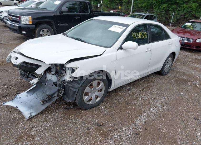 Photo 2 of 2009 Toyota Camry LE (VIN 4T1BE46K39U797940)