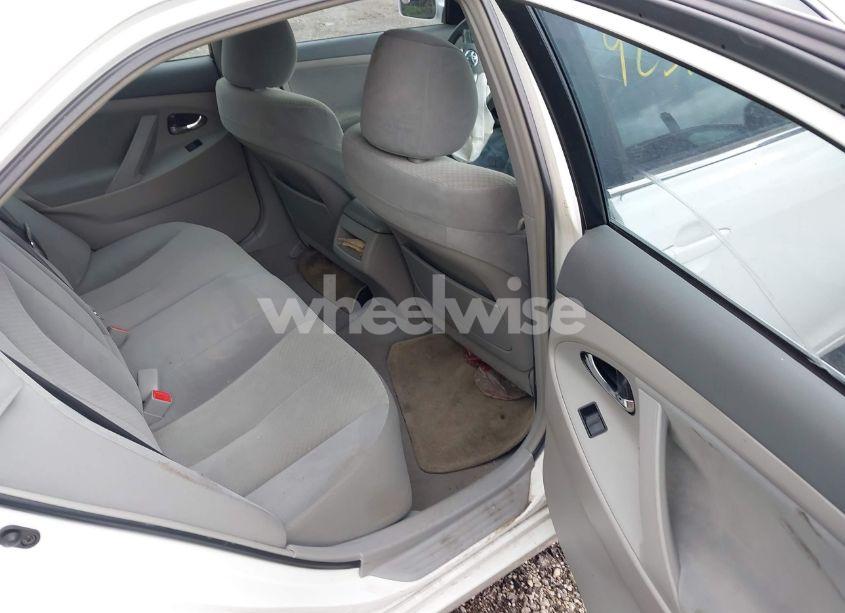 Photo 8 of 2009 Toyota Camry LE (VIN 4T1BE46K39U797940)