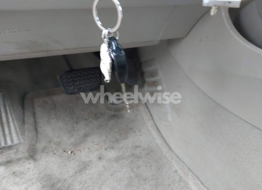 Photo 11 of 2009 Toyota Camry LE (VIN 4T1BE46K39U798439)