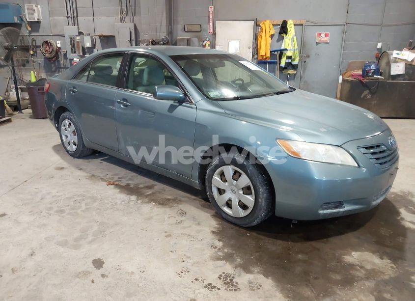 2009 Toyota Camry LE (VIN 4T1BE46K39U810718) main photo