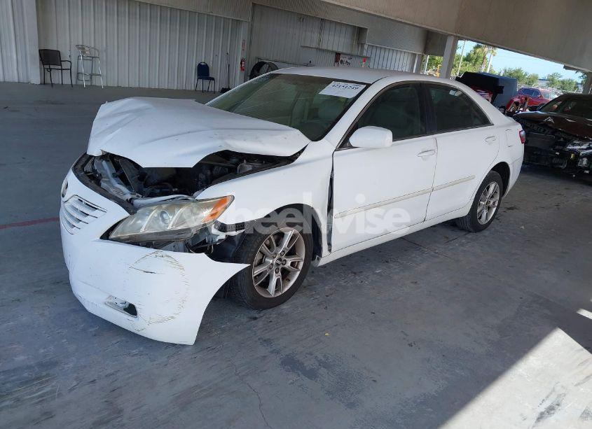 Photo 2 of 2009 Toyota Camry LE (VIN 4T1BE46K39U861605)