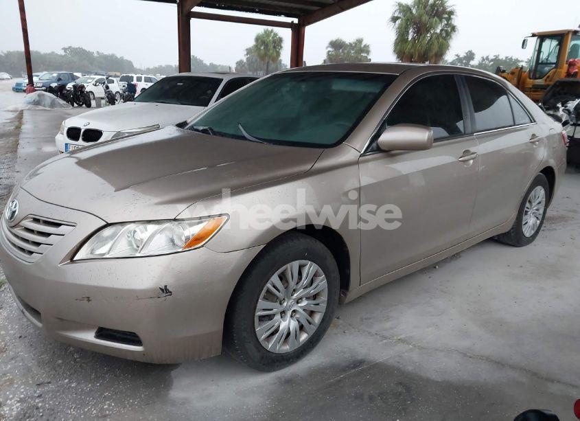 Photo 2 of 2009 Toyota Camry LE (VIN 4T1BE46K39U866948)