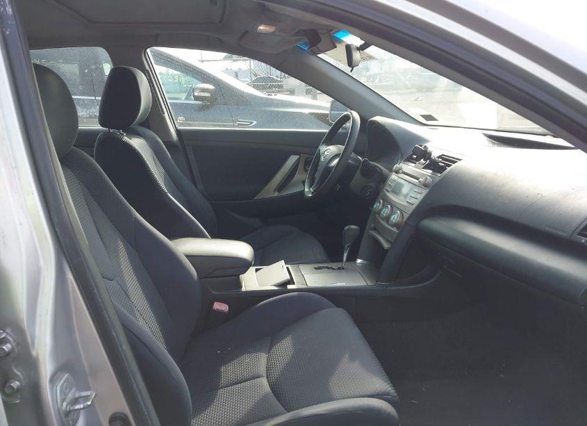 Photo 5 of 2009 Toyota Camry SE (VIN 4T1BE46K39U892675)