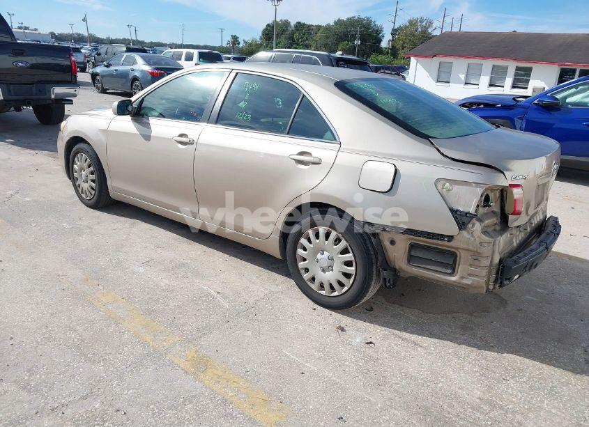Photo 3 of 2007 Toyota Camry LE (VIN 4T1BE46K47U012662)