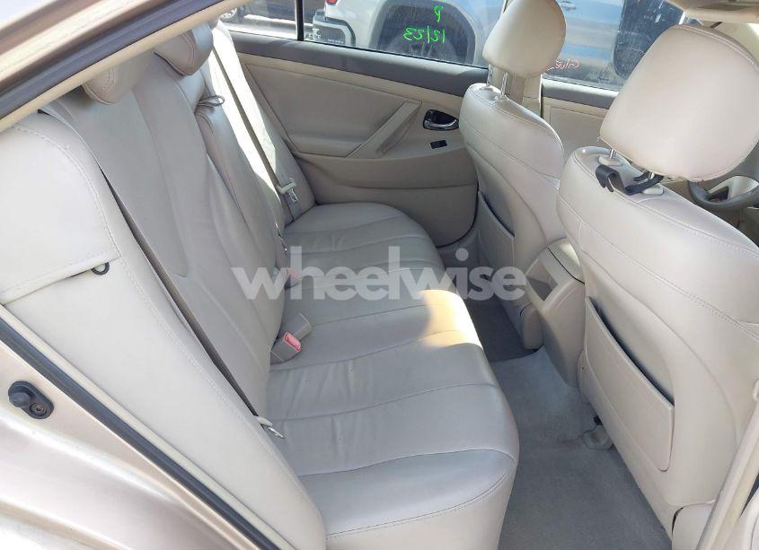 Photo 8 of 2007 Toyota Camry LE (VIN 4T1BE46K47U012662)