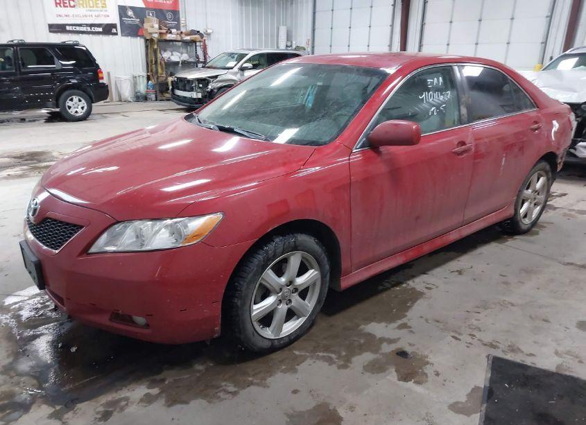 Photo 2 of 2007 Toyota Camry SE (VIN 4T1BE46K47U020311)