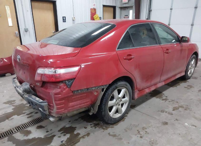 Photo 4 of 2007 Toyota Camry SE (VIN 4T1BE46K47U020311)