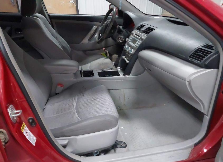 Photo 5 of 2007 Toyota Camry SE (VIN 4T1BE46K47U020311)