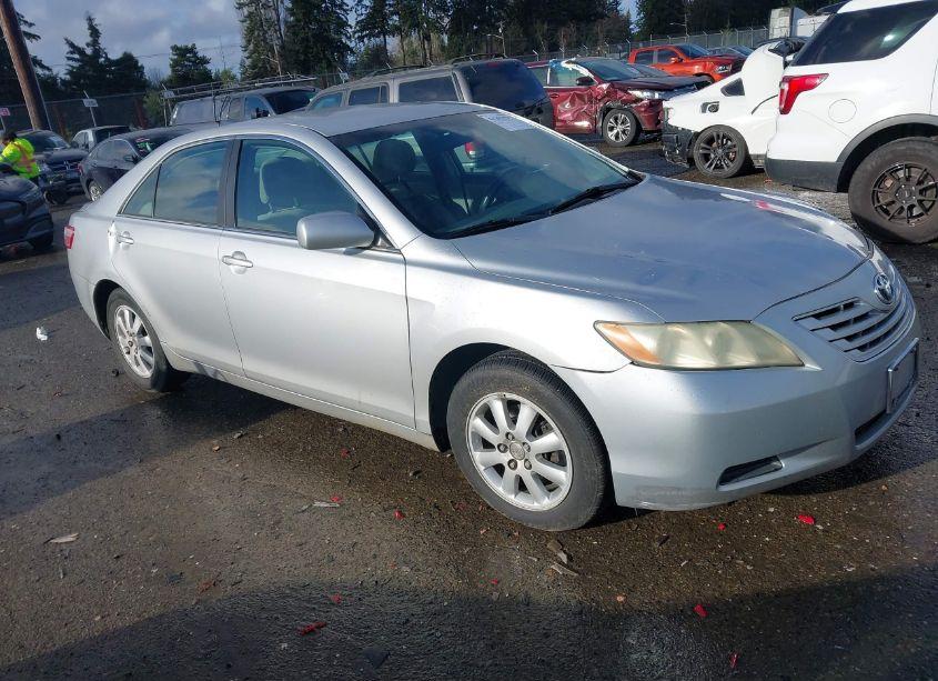 2007 Toyota Camry LE (VIN 4T1BE46K47U030112) main photo