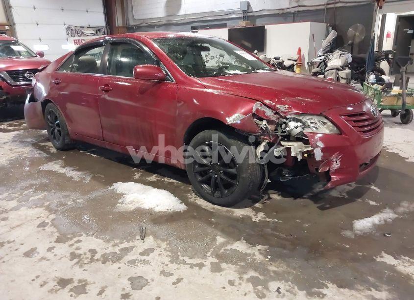 2007 Toyota Camry LE (VIN 4T1BE46K47U035133) main photo