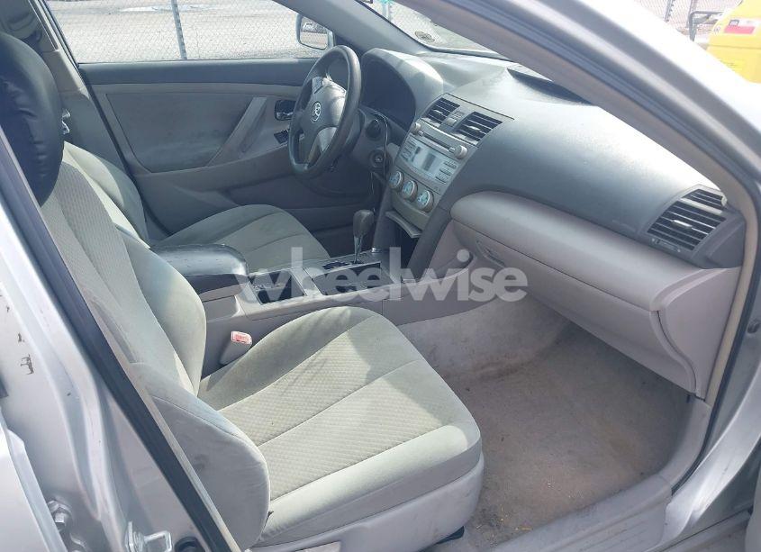 Photo 5 of 2007 Toyota Camry LE (VIN 4T1BE46K47U043586)