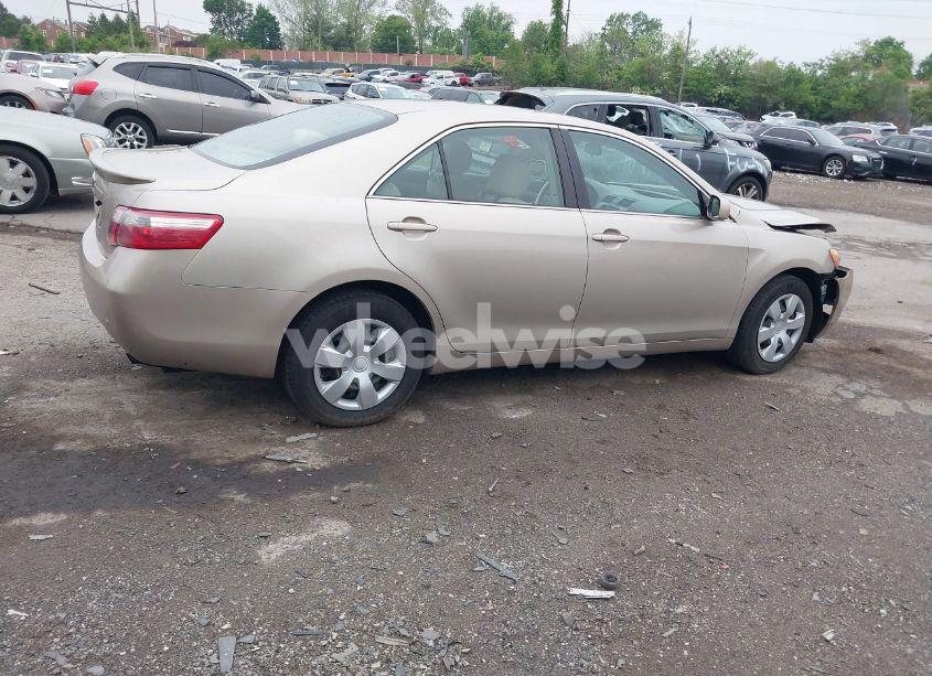 Photo 4 of 2007 Toyota Camry LE (VIN 4T1BE46K47U059237)