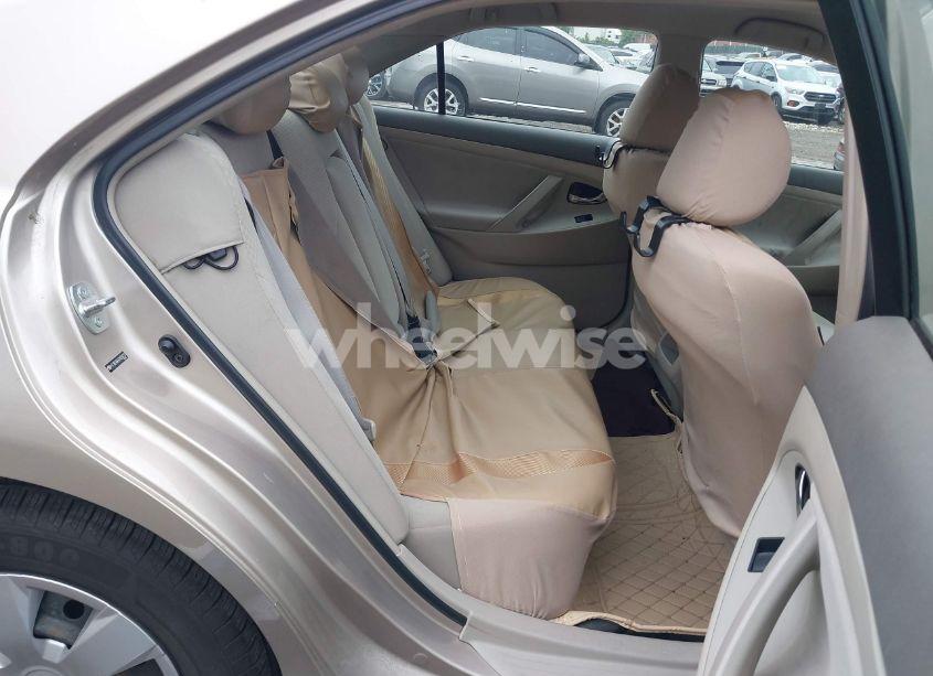 Photo 8 of 2007 Toyota Camry LE (VIN 4T1BE46K47U059237)