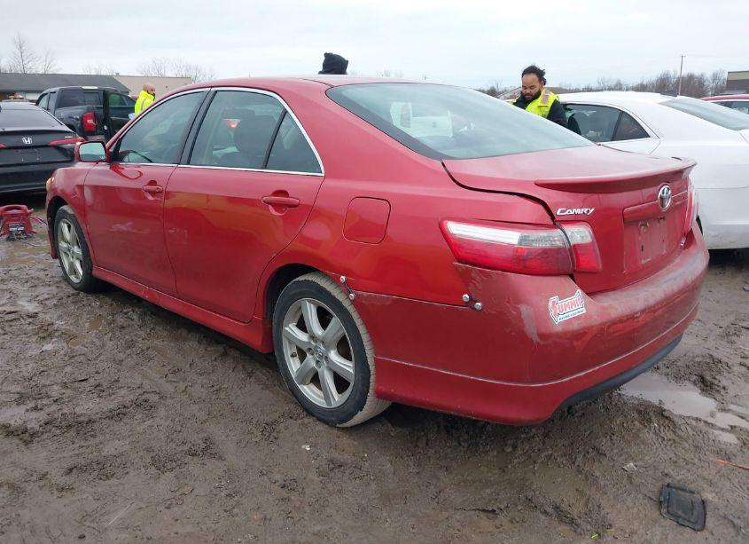 Photo 3 of 2007 Toyota Camry SE (VIN 4T1BE46K47U059755)