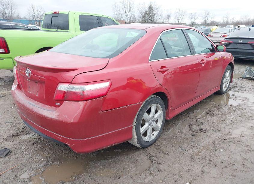 Photo 4 of 2007 Toyota Camry SE (VIN 4T1BE46K47U059755)