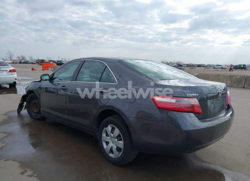 Photo 3 of 2007 Toyota Camry LE (VIN 4T1BE46K47U070397)