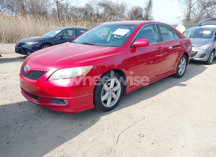 Photo 2 of 2007 Toyota Camry SE (VIN 4T1BE46K47U074014)