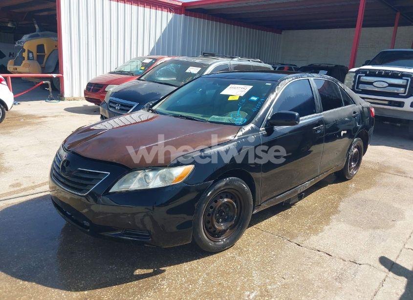 Photo 2 of 2007 Toyota Camry LE (VIN 4T1BE46K47U081786)