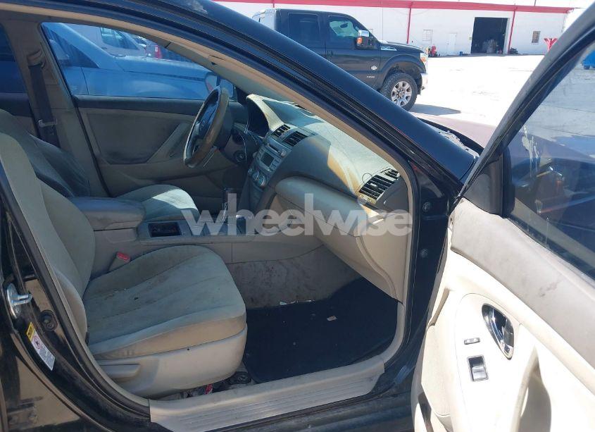 Photo 5 of 2007 Toyota Camry LE (VIN 4T1BE46K47U081786)