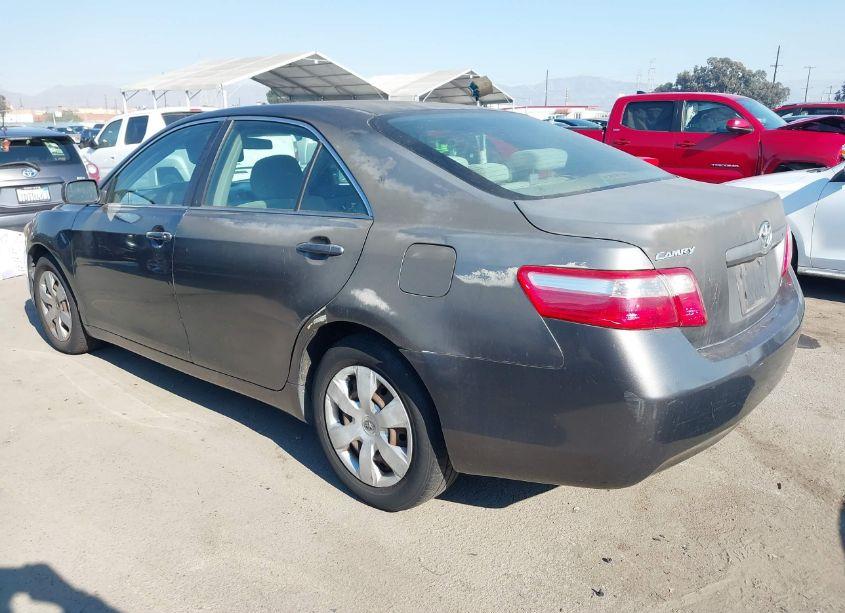 Photo 3 of 2007 Toyota Camry LE (VIN 4T1BE46K47U101907)