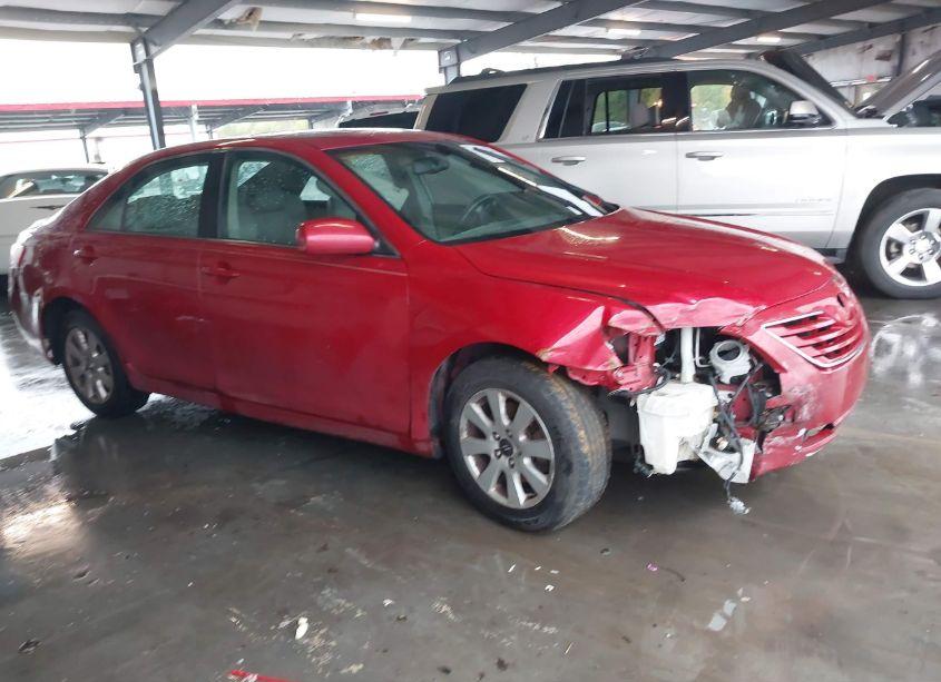 2007 Toyota Camry XLE (VIN 4T1BE46K47U105813) main photo