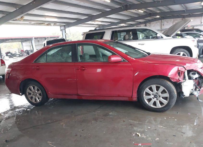 Photo 13 of 2007 Toyota Camry XLE (VIN 4T1BE46K47U105813)