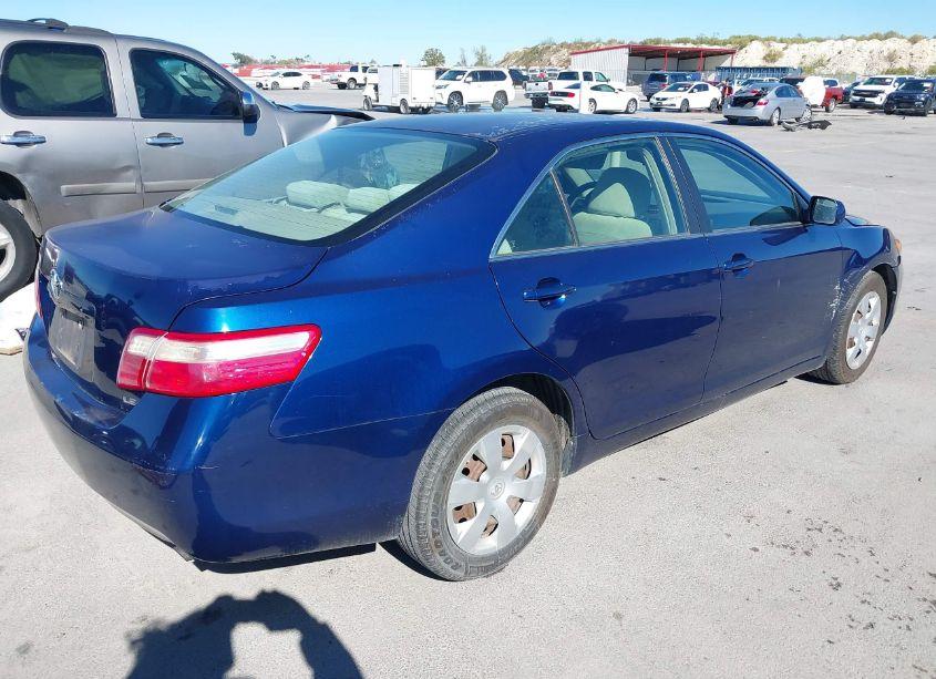 Photo 4 of 2007 Toyota Camry LE (VIN 4T1BE46K47U156535)