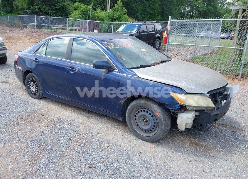 2007 Toyota Camry LE (VIN 4T1BE46K47U159936) main photo
