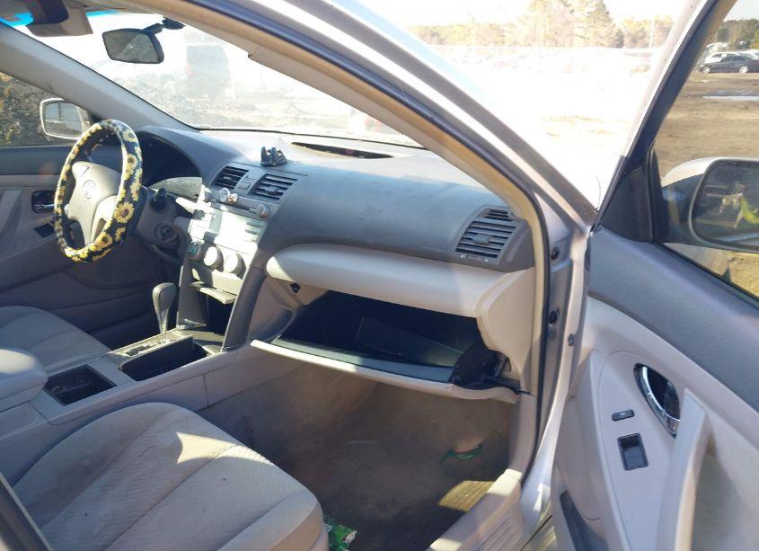 Photo 5 of 2007 Toyota Camry LE (VIN 4T1BE46K47U531193)