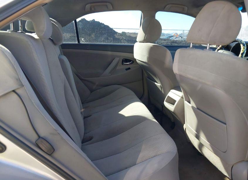 Photo 8 of 2007 Toyota Camry LE (VIN 4T1BE46K47U531193)