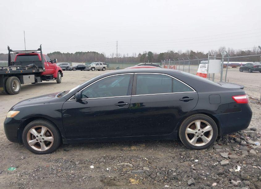Photo 13 of 2007 Toyota Camry LE (VIN 4T1BE46K47U538502)