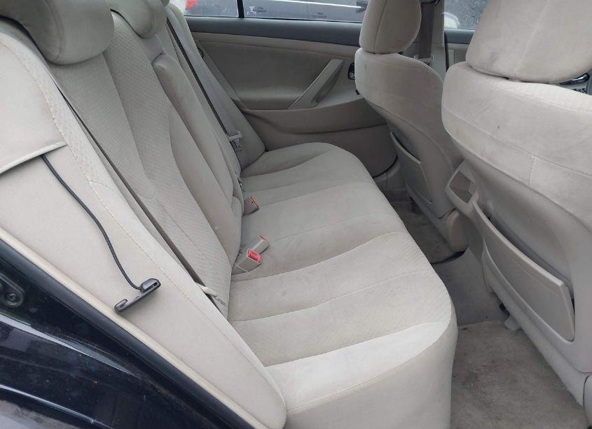 Photo 8 of 2007 Toyota Camry LE (VIN 4T1BE46K47U538502)