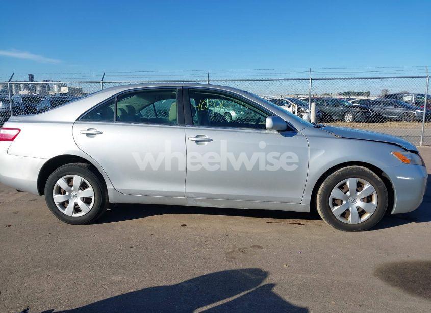 Photo 13 of 2007 Toyota Camry LE (VIN 4T1BE46K47U540864)