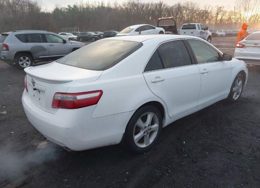 Photo 4 of 2007 Toyota Camry LE (VIN 4T1BE46K47U549368)