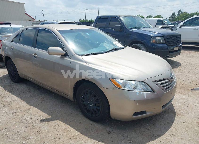 2007 Toyota Camry LE (VIN 4T1BE46K47U558006) main photo