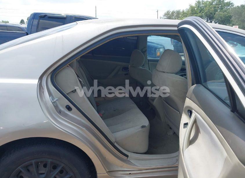 Photo 8 of 2007 Toyota Camry LE (VIN 4T1BE46K47U558006)