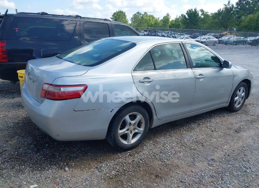 Photo 4 of 2007 Toyota Camry LE (VIN 4T1BE46K47U586629)