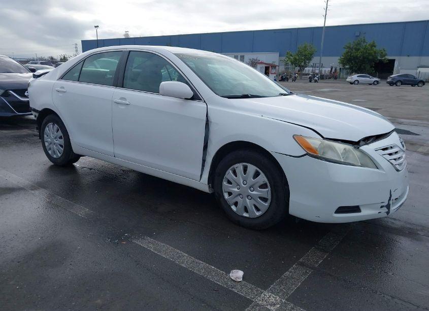 2007 Toyota Camry LE (VIN 4T1BE46K47U607429) main photo