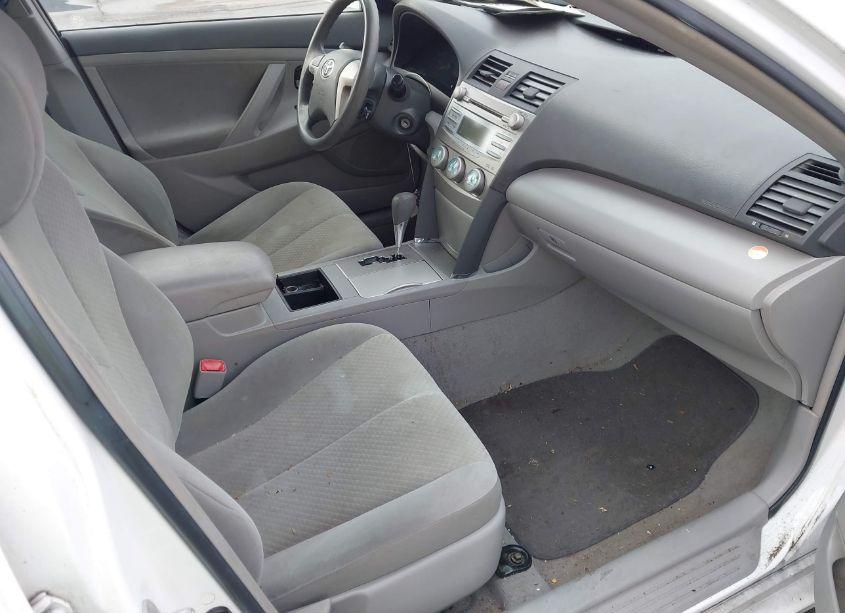 Photo 5 of 2007 Toyota Camry LE (VIN 4T1BE46K47U607429)