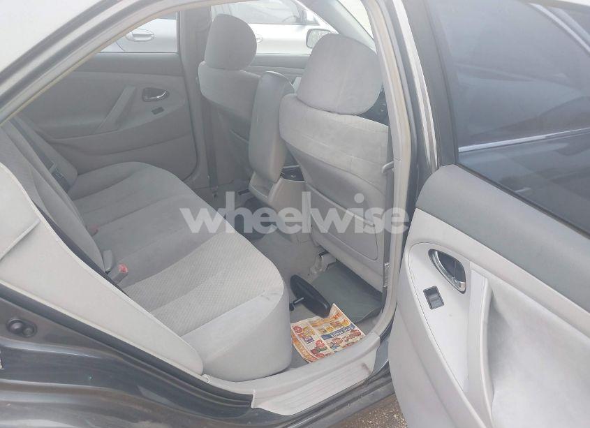 Photo 8 of 2007 Toyota Camry LE (VIN 4T1BE46K47U635800)