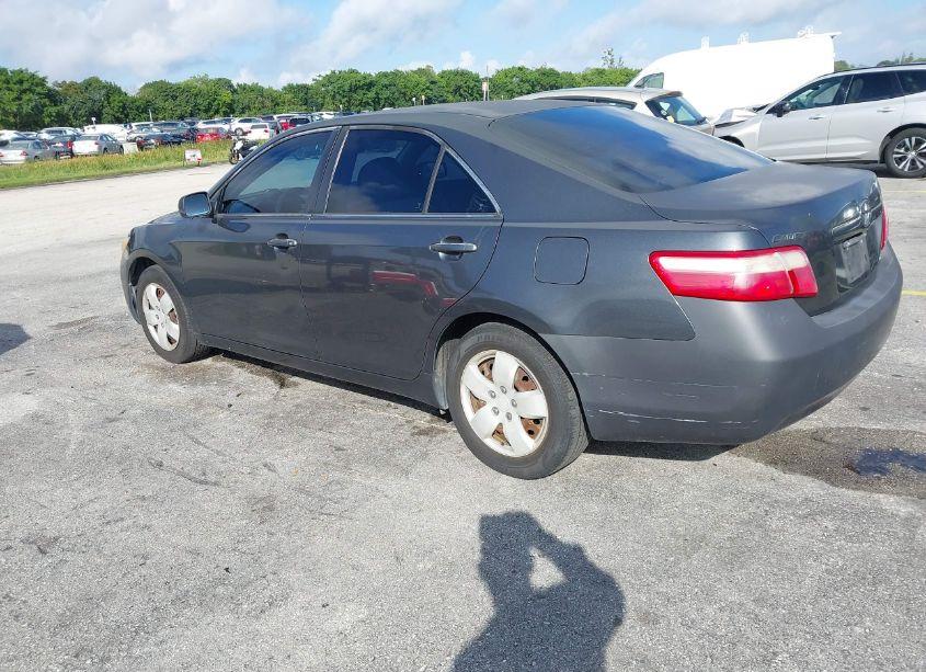 Photo 3 of 2007 Toyota Camry LE (VIN 4T1BE46K47U648224)