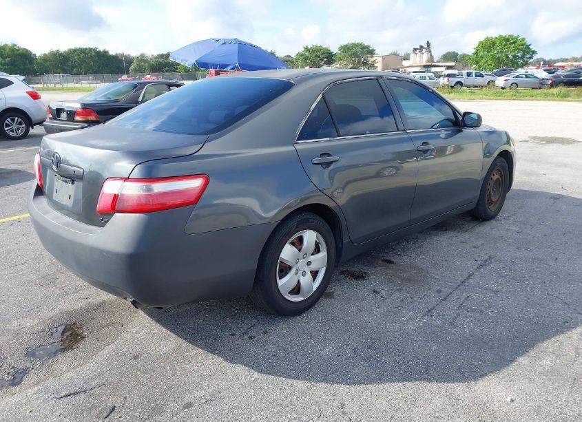 Photo 4 of 2007 Toyota Camry LE (VIN 4T1BE46K47U648224)