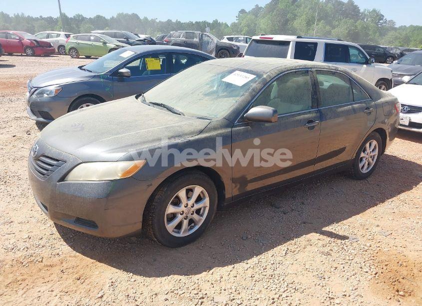 Photo 2 of 2007 Toyota Camry LE (VIN 4T1BE46K47U665377)