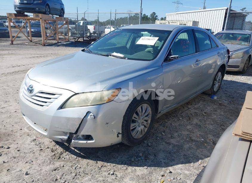 Photo 2 of 2007 Toyota Camry CE (VIN 4T1BE46K47U667842)
