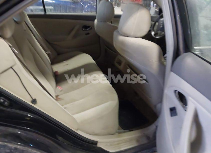 Photo 8 of 2007 Toyota Camry LE (VIN 4T1BE46K47U688853)