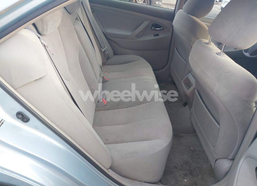 Photo 8 of 2007 Toyota Camry LE (VIN 4T1BE46K47U700483)